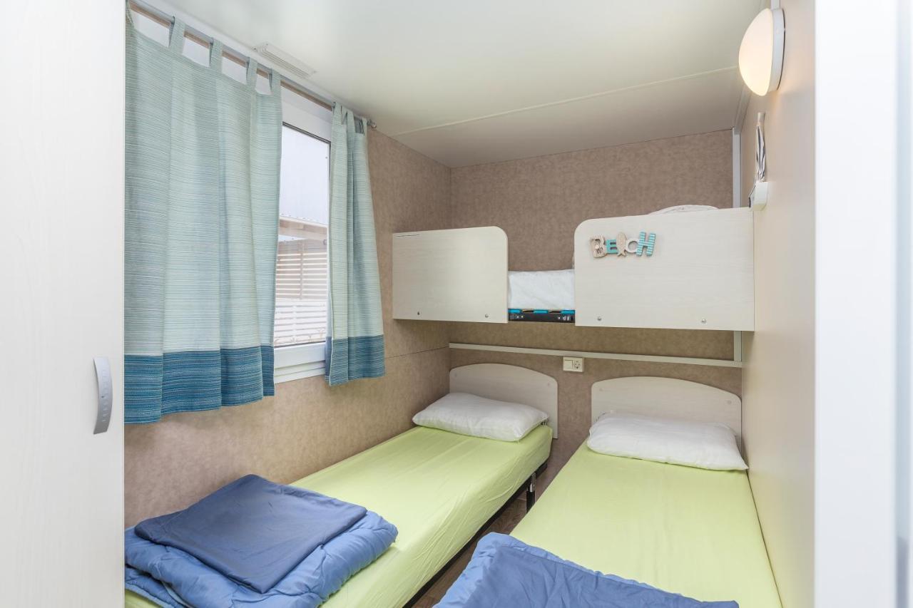 West Coast Mobilhome With Xxl Terrace Tar-Vabriga Ngoại thất bức ảnh