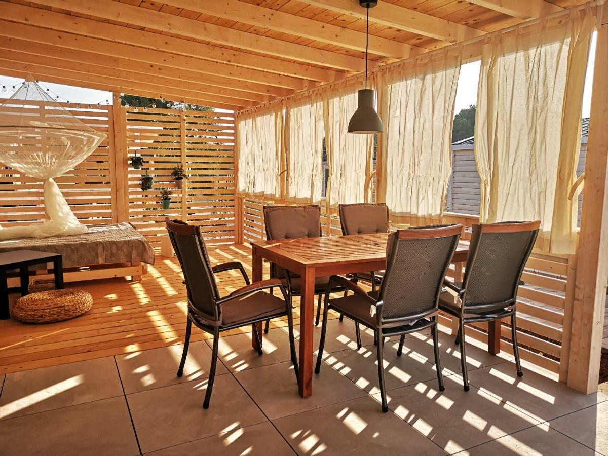 West Coast Mobilhome With Xxl Terrace Tar-Vabriga Ngoại thất bức ảnh
