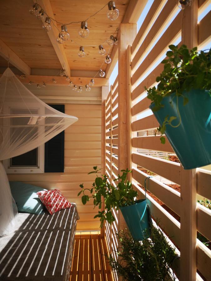 West Coast Mobilhome With Xxl Terrace Tar-Vabriga Ngoại thất bức ảnh